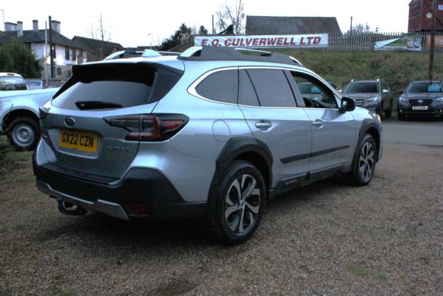 2022 Subaru Outback 2.5i Touring 5dr Lineartronic