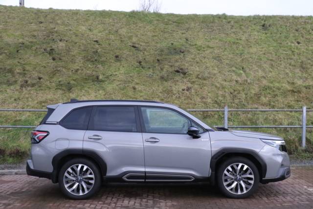 2025 Subaru Forester 2.0i e-Boxer Touring 5dr Lineartronic