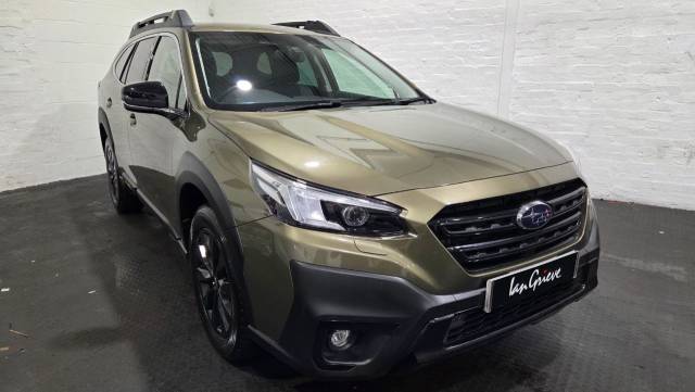 Subaru Outback 2.5i Field 5dr Lineartronic Estate Petrol Green