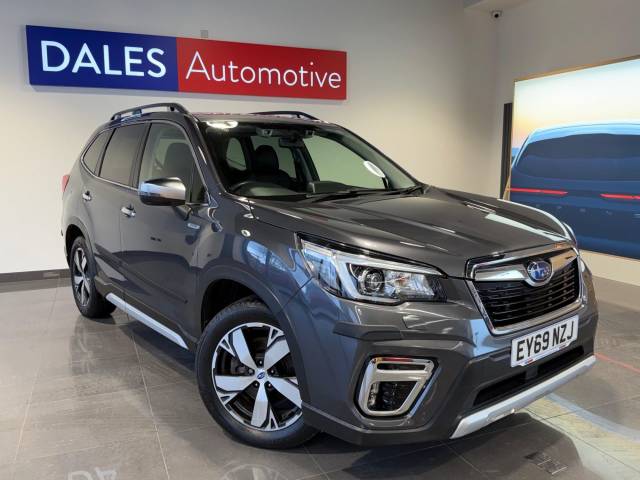 Subaru Forester 2.0i e-Boxer XE Premium 5dr Lineartronic Estate Petrol/Electric Hybrid GREY