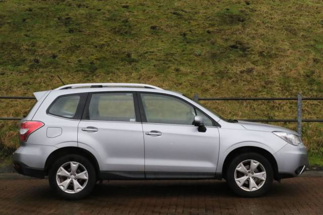 2015 Subaru Forester 2.0 XE Lineartronic 5dr