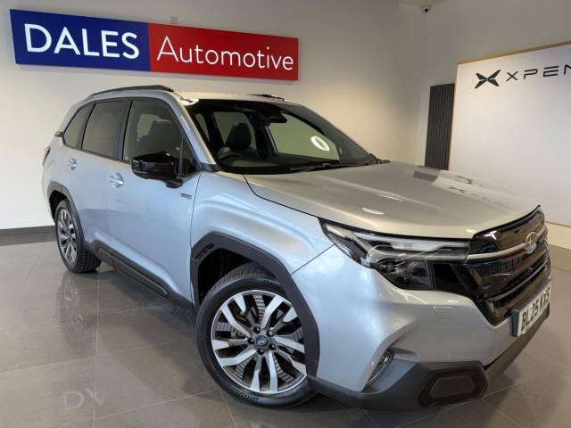 Subaru Forester 2.0i e-Boxer Touring 5dr Lineartronic Estate Petrol/Electric Hybrid SILVER