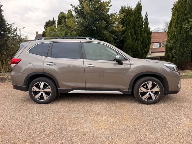 2021 Subaru Forester 2.0i e-Boxer XE Premium 5dr Lineartronic