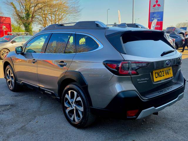 2022 Subaru Outback 2.5i Touring 5dr Lineartronic