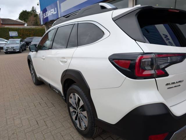 2023 Subaru Outback 2.5i Touring 5dr Lineartronic