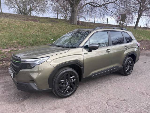 Subaru Forester 2.0i e-Boxer Field 5dr Lineartronic Estate Petrol/Electric Hybrid GREEN