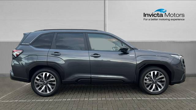 2026 Subaru Forester 2.0i e-Boxer Touring Estate Ltronic Auto - NEW SHA