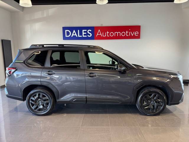 2025 Subaru Forester 2.0i e-Boxer Field 5dr Lineartronic