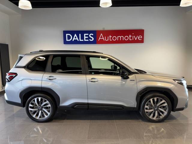 2025 Subaru Forester 2.0i e-Boxer Touring 5dr Lineartronic