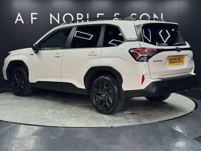 2025 Subaru Forester 2.0 i e-Boxer Field SUV 5dr Petrol Hybrid Lineartronic 4WD Euro 6 (s/s) (136 ps)