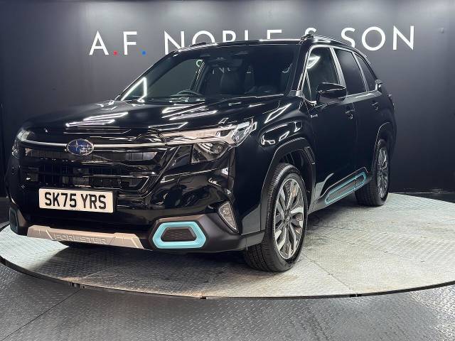 Subaru Forester 2.0 i e-Boxer Touring SUV 5dr Petrol Hybrid Lineartronic 4WD Euro 6 (s/s) (136 ps) SUV Hybrid Crystal Black
