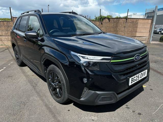 Subaru Forester 2.0i e-Boxer Field 5dr Lineartronic Estate Petrol/Electric Hybrid BLACK