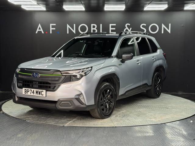 Subaru Forester 2.0 i e-Boxer Field Lineartronic 4WD Euro 6 (s/s) 5dr SUV Hybrid Blade Silver