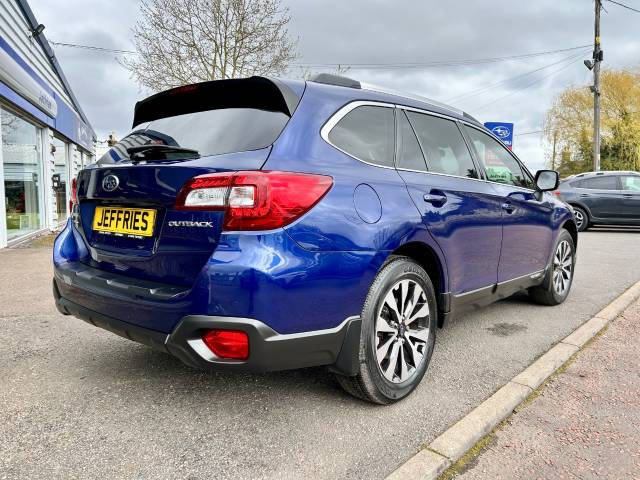 2017 Subaru Outback 2.5i SE Premium 5dr Lineartronic