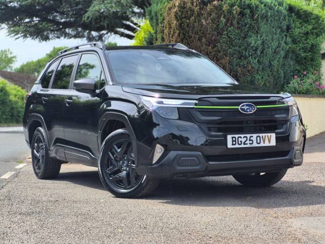 Subaru Forester 2.0i e-Boxer Field 5dr Lineartronic Estate Petrol/Electric Hybrid BLACK