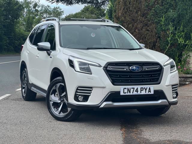 Subaru Forester 2.0i e-Boxer XE Premium 5dr Lineartronic Estate Petrol/Electric Hybrid WHITE