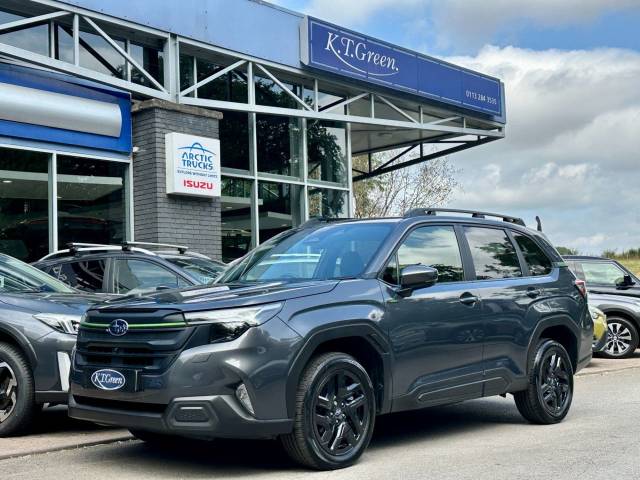 Subaru Forester 2.0 i e-Boxer Field SUV 5dr Petrol Hybrid Lineartronic 4WD Euro 6 (s/s) (136 ps) SUV Hybrid GREY