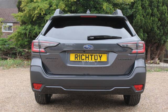 2025 Subaru Outback 2.5i Field 5dr Lineartronic
