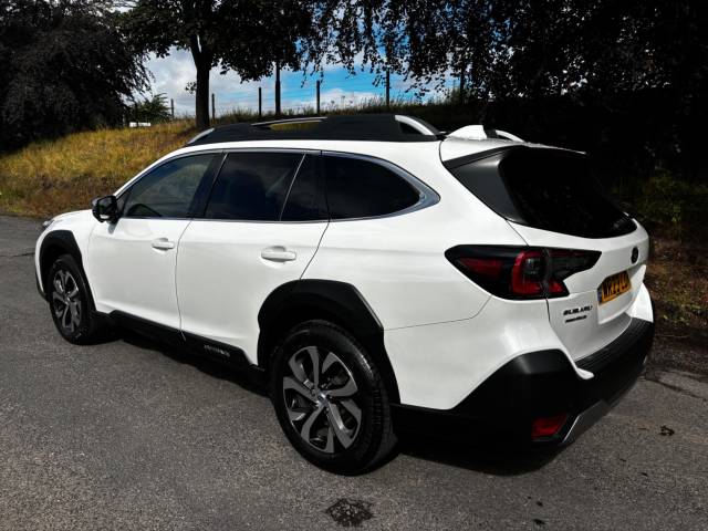 2023 Subaru Outback 2.5i Touring 5dr Lineartronic