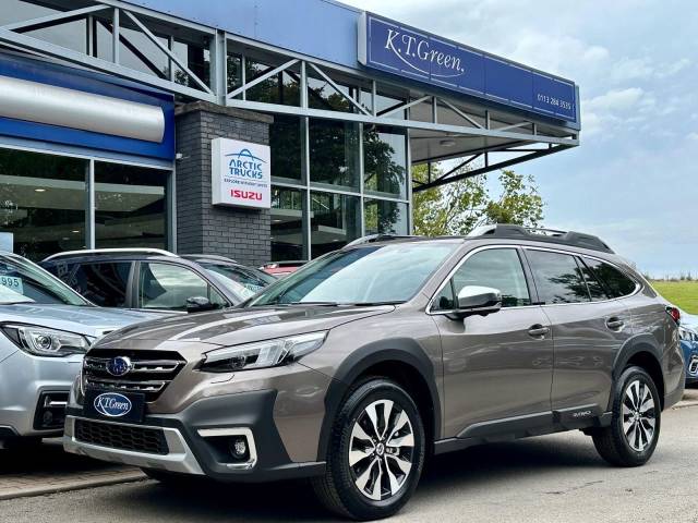 Subaru Outback 2.5i Touring Estate 5dr Petrol Lineartronic 4WD Euro 6 (s/s) (169 ps) Estate Petrol GOLD