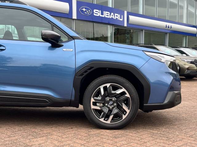 2025 Subaru Forester 2.0i e-Boxer Limited 5dr Lineartronic