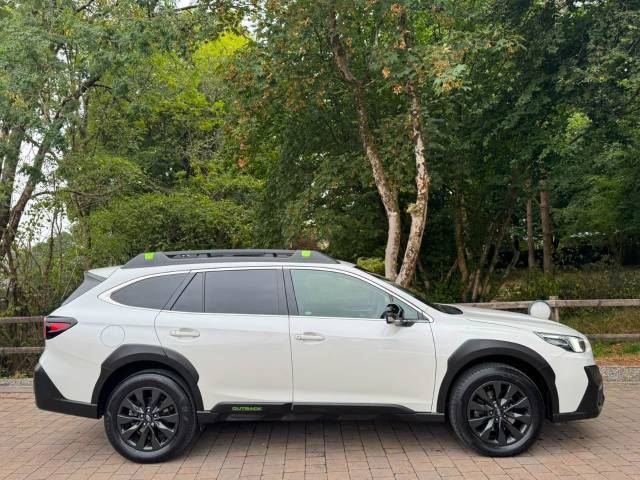 2025 Subaru Outback 2.5i Field 5dr Lineartronic