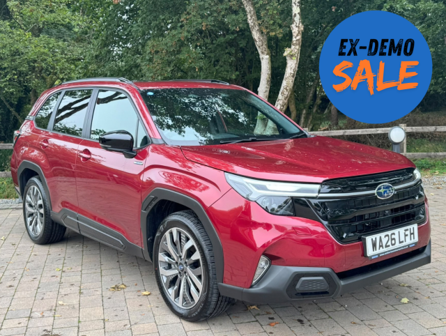 Subaru Forester 2.0i e-Boxer Touring 5dr Lineartronic Estate Petrol / Electric Hybrid Red