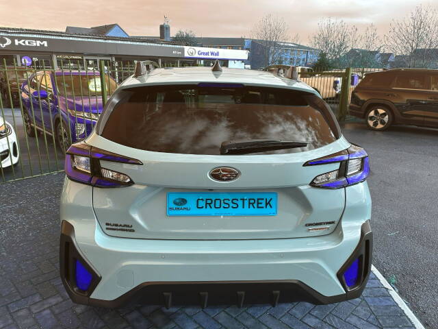 2026 Subaru Crosstrek 2.0 e-Boxer Touring
