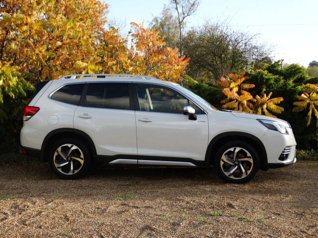2024 Subaru Forester 2.0i e-Boxer XE Premium 5dr Lineartronic