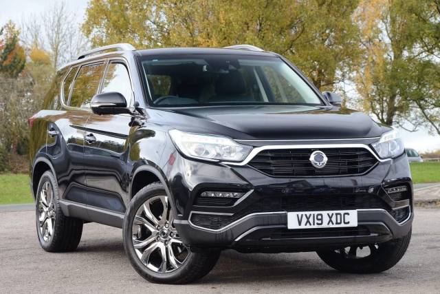 SsangYong Rexton 2.2TD (181ps) 4X4 Ultimate SUV Diesel Black